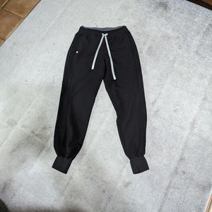 Black figs joggers